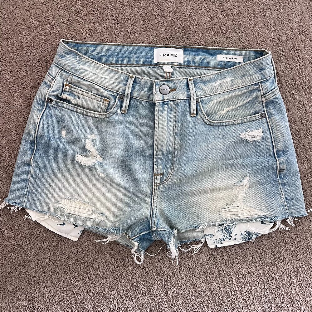 Frame Cut Offs | Le Beau Shorts with Printed Pocket Detail